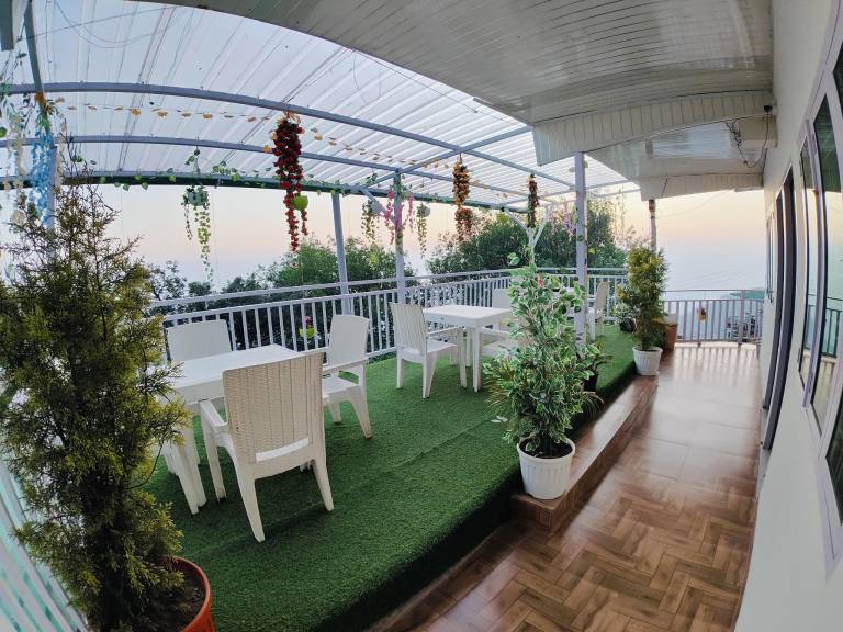Vacation home with patio | Suitable for remote work — photo 3