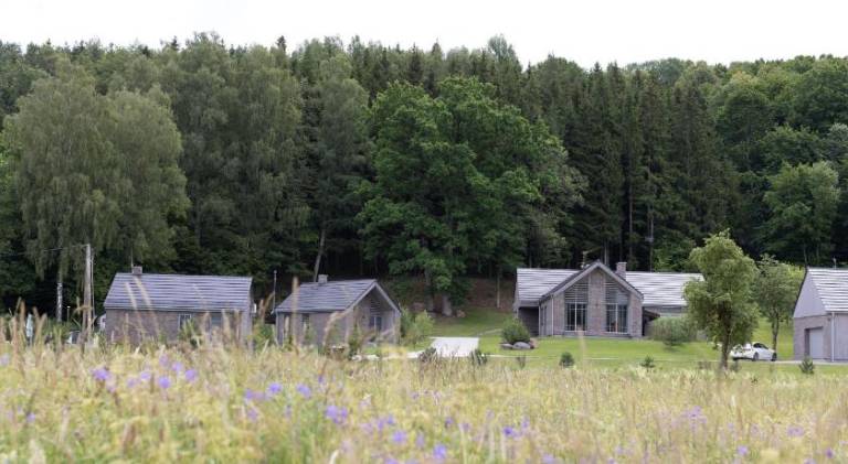 Pleasant lodge with grill, yard & hot tub | Dogs allowed in Klaipeda