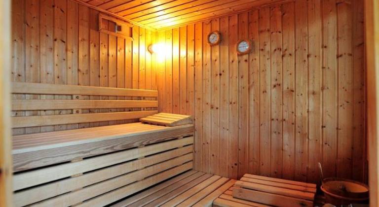 Serviced apartment with terrace, BBQ & jacuzzi — photo 3