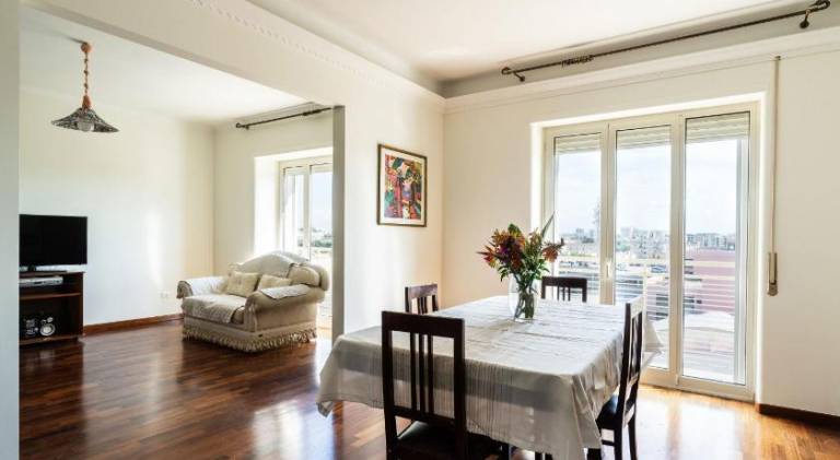 Rental apartment with 3 rooms for 7 persons in Bari