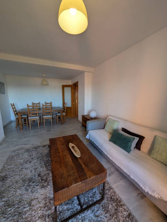 Rental apartment with patio — photo 4