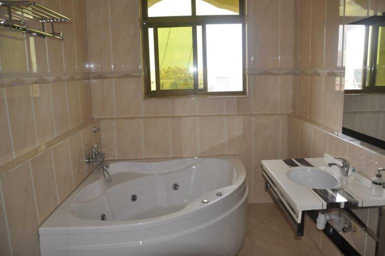 Biraj International Hotel — photo 2