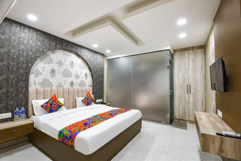 FabHotel Grand Palazzo I