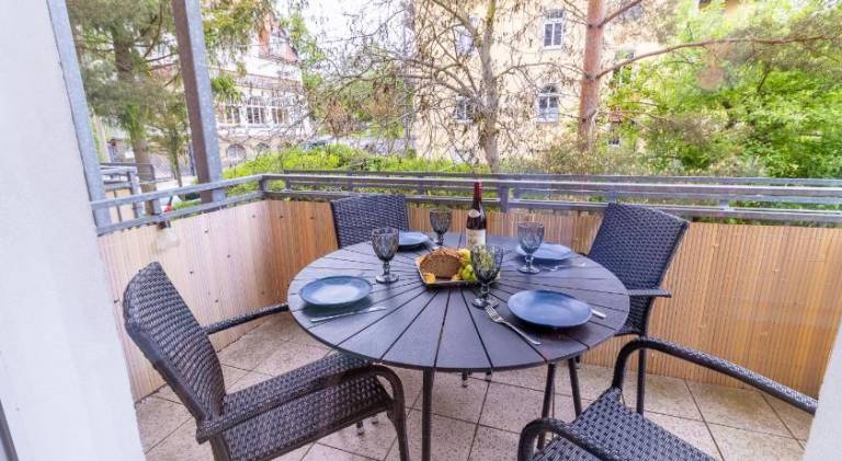 Rental apartment with 2 rooms for 4 persons — photo 3