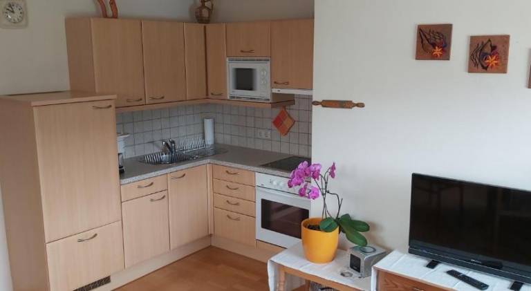 Holiday apartment with 2 rooms for 4 persons — photo 5