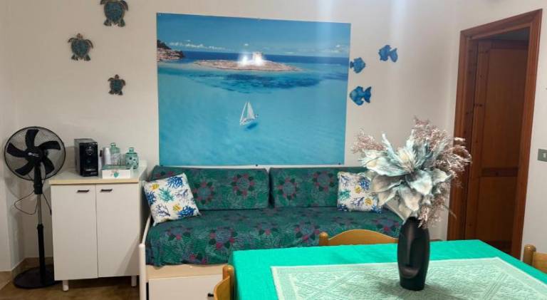 House with 1 room for 4 persons in Stintino