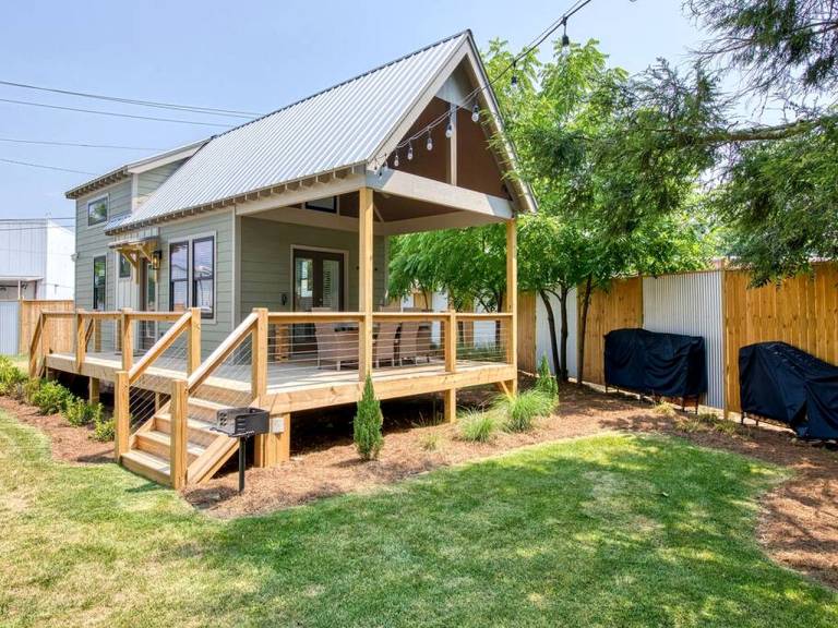 House  Waynesville
