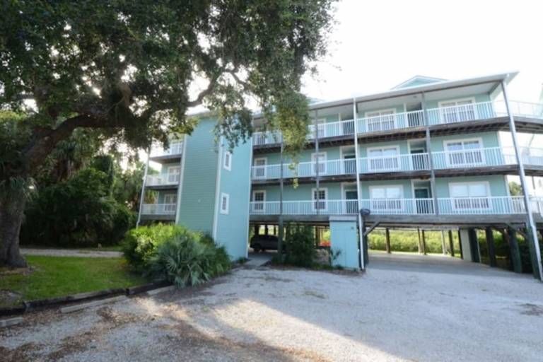 Condo  Cedar Key