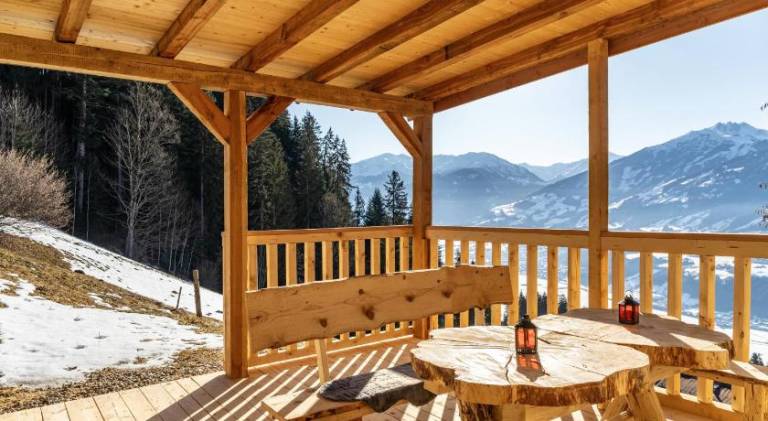 Vacation home with 2 rooms for 5 persons in Fuegen