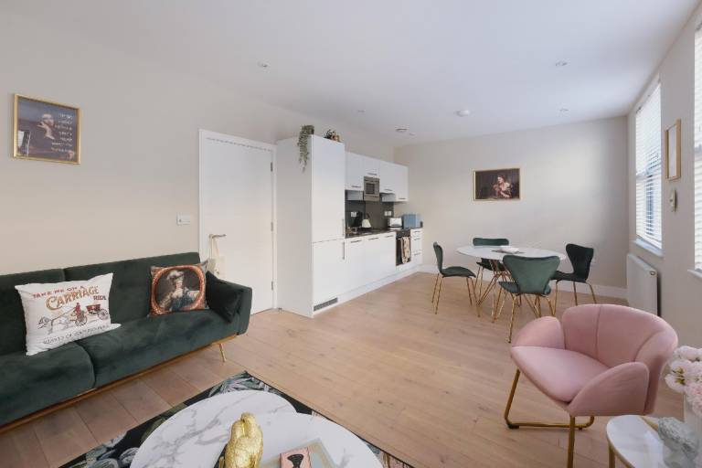 Holiday apartment | Close to Roman Baths | Dogs allowed — photo 2