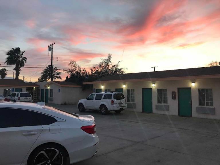 Deluxe Inn in Indio, CA