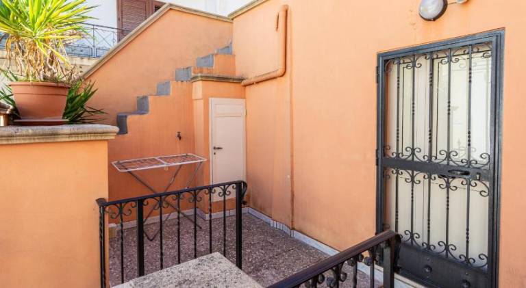 Apartment with 1 room for 4 persons — photo 4