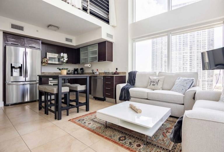 Condo Coconut Grove