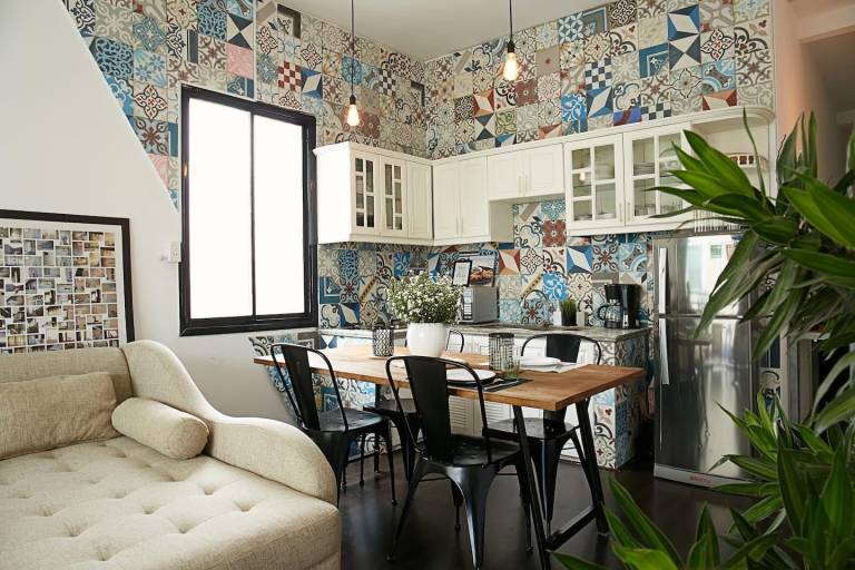 Holiday apartment with jacuzzi | Near Bến Thành Market | Suitable for remote work | Pet-friendly — photo 3