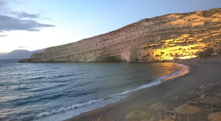 Holiday apartment with 3 rooms for 6 persons in Heraklion