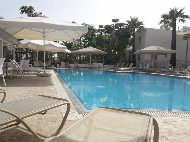 Aparthotel Protaras