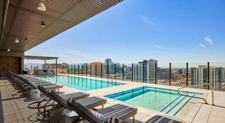 Global Luxury Suites at Downtown Phoenix in Phoenix, AZ