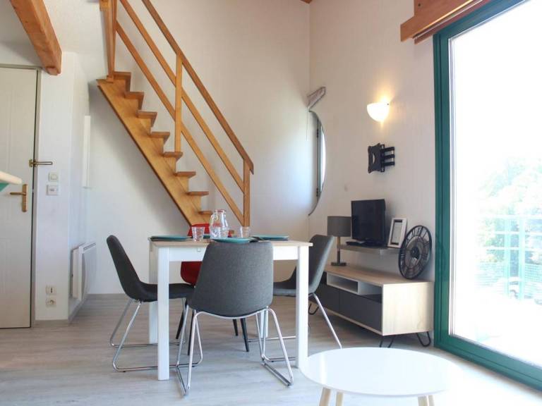 Bright Duplex in La Rochelle – Balcony & Parking — photo 2