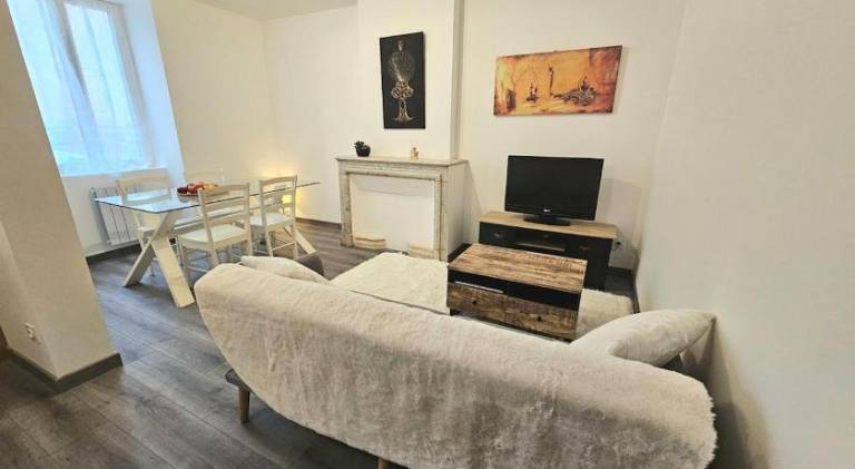 Apartment with 1 room for 4 persons — photo 2