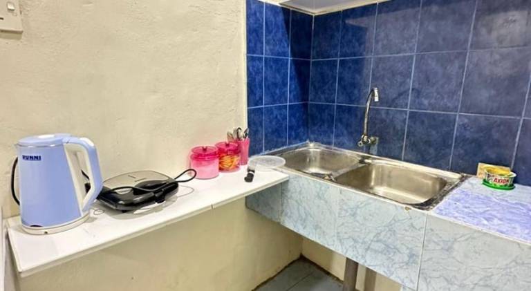 Teratak Cikgu Roomstay 2