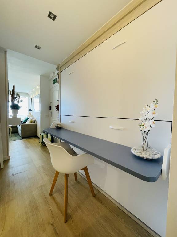 Apartment with pool — photo 5