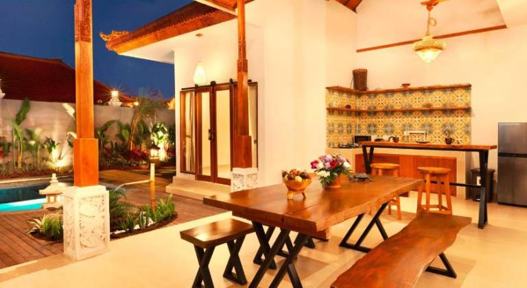 Villa with BBQ, private pool & garden — photo 3