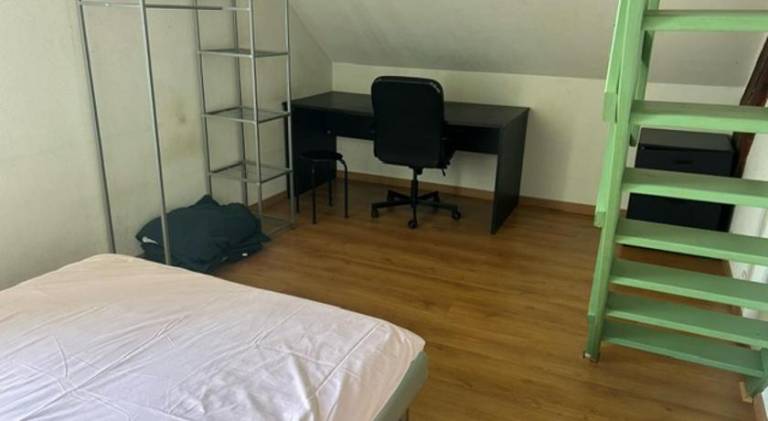 Chambre calme dans une colocation de 5 personnes — photo 2
