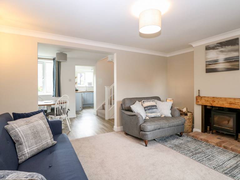 Child-friendly cottage with yard | Beach view | Pets are welcome — photo 3