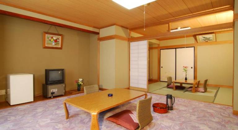 SHIGANOYU HOTEL — photo 3