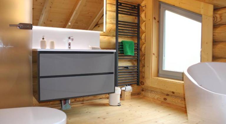 Vacation home with jacuzzi — photo 2
