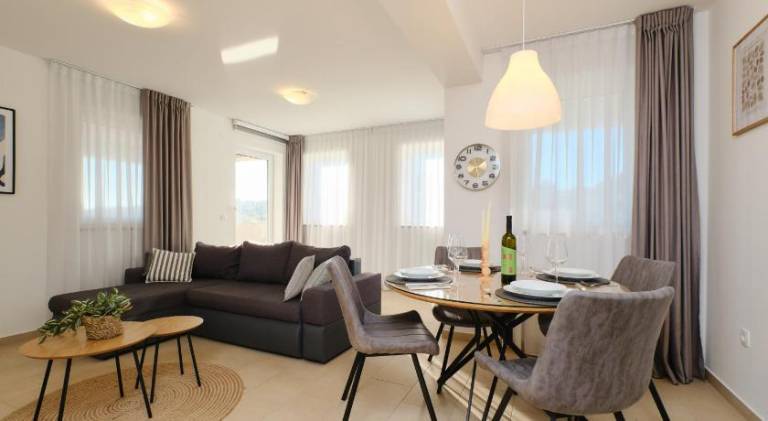 Apartments Divna — photo 2
