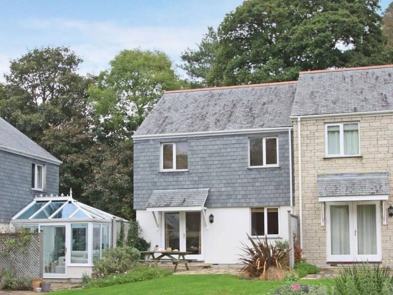 Cottage  Budock