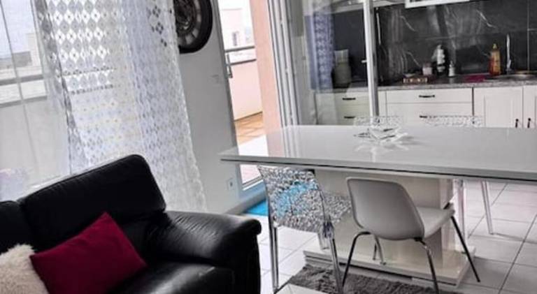 Apartment with 2 rooms for 6 persons — photo 2