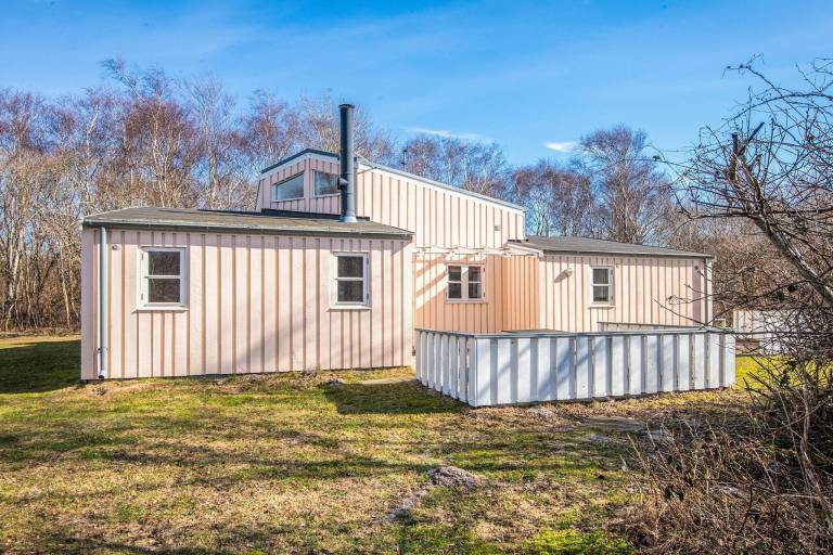 Fully equipped charming vacation home with hot tub, sauna & patio | Dogs allowed in Ebeltoft