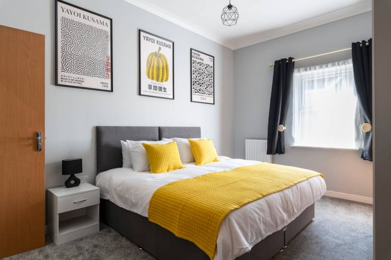 Apartment Crawley