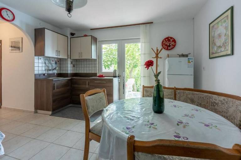 Rental apartment with barbeque & terrace | Sea view — photo 2