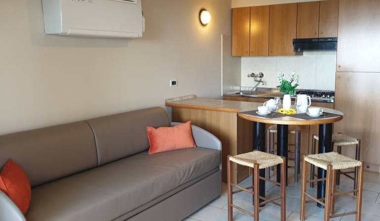 Apartment with yard, barbecue & terrace — photo 3