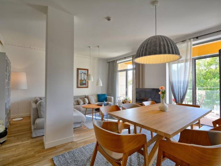 Holiday apartment with terrace & pool — photo 2