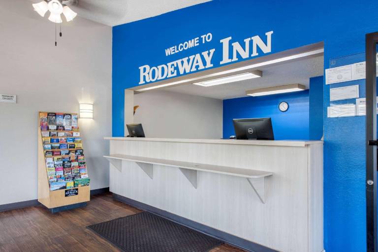 Rodeway Inn Sharonville - Cincinnati North — photo 4