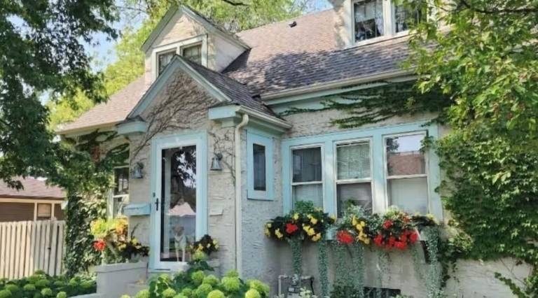 House  La Crosse