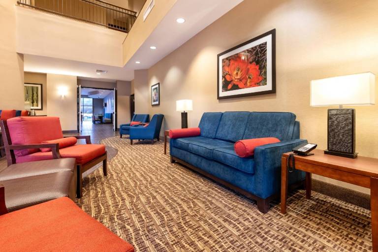 Comfort Suites Goodyear-West Phoenix — photo 5