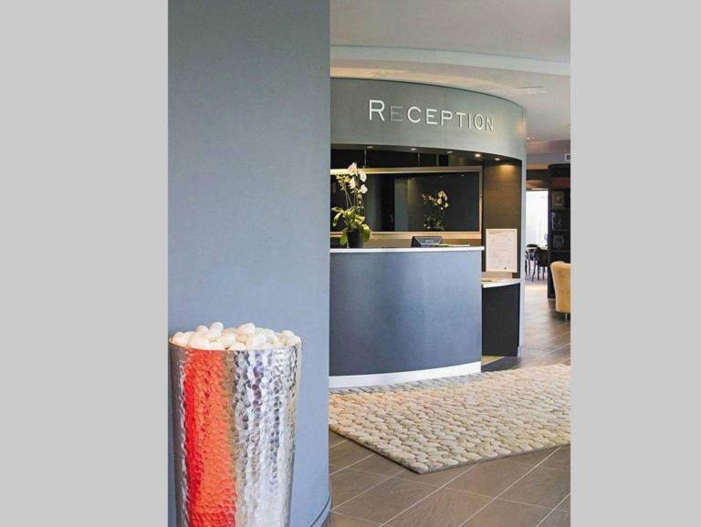 Standing Hotel Suites by Actisource — photo 4