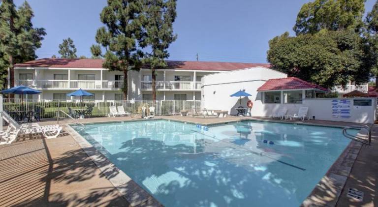 Motel 6 Santa Ana, CA - Irvine - Orange County Airport — photo 3