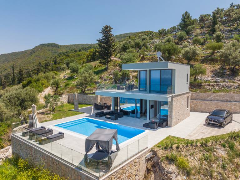Villa  Agios Nikitas