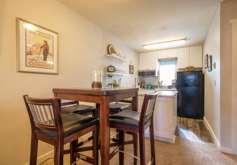 Condo with 1 room for 4 persons — photo 5