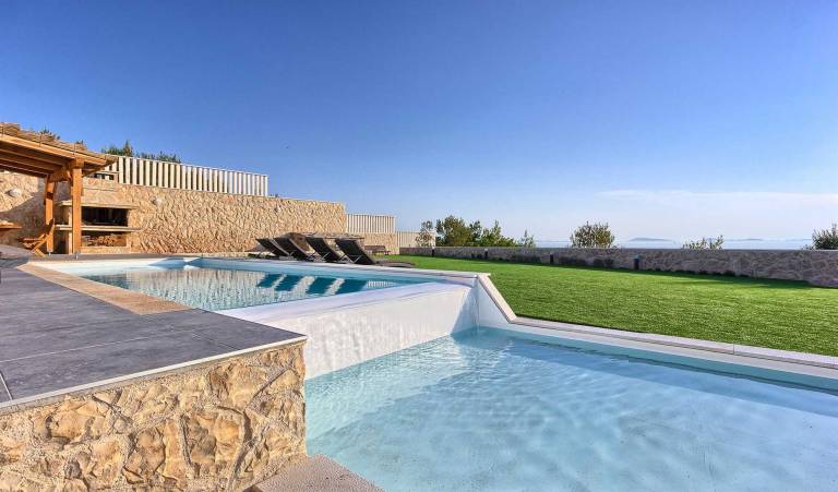 Beachfront Villa New Horizons I — photo 4