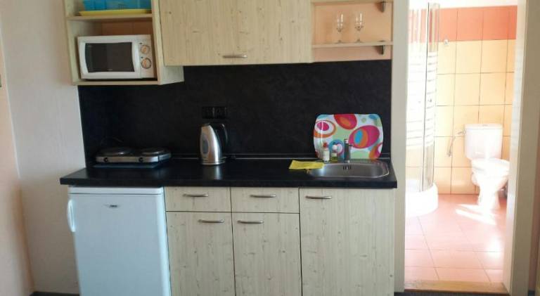 Beautiful holiday apartment with yard & patio | Dogs allowed — photo 3