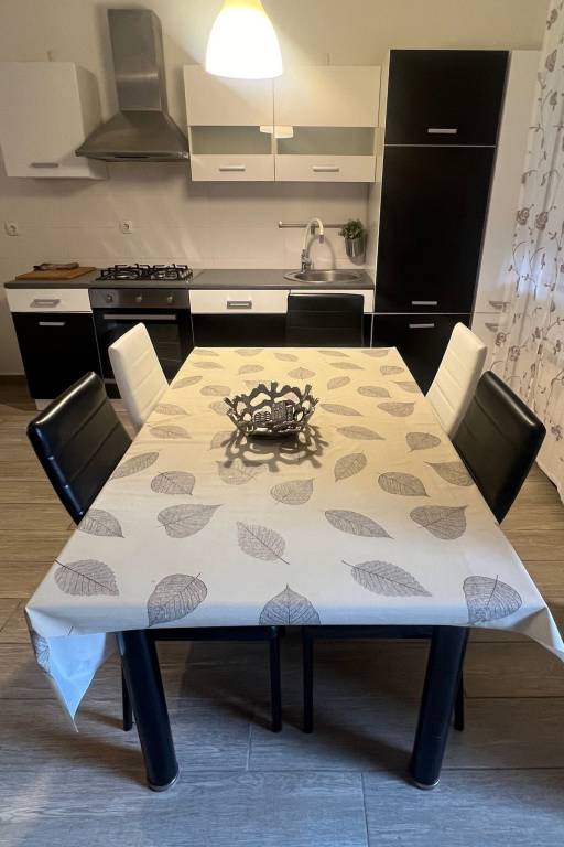 Two bedroom apartment near beach Novigrad (A-24877-a) — photo 4