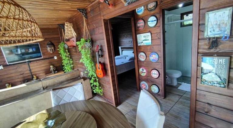 Vacation home with jacuzzi — photo 2