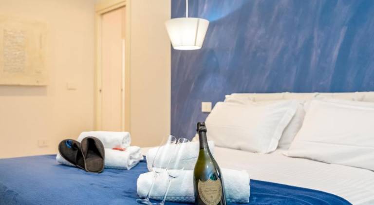 Rental apartment with 2 rooms for 11 persons in Levanto
